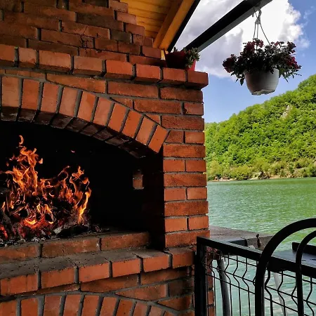 Hébergement de vacances Idila Zvornickog Jezera Zvornik